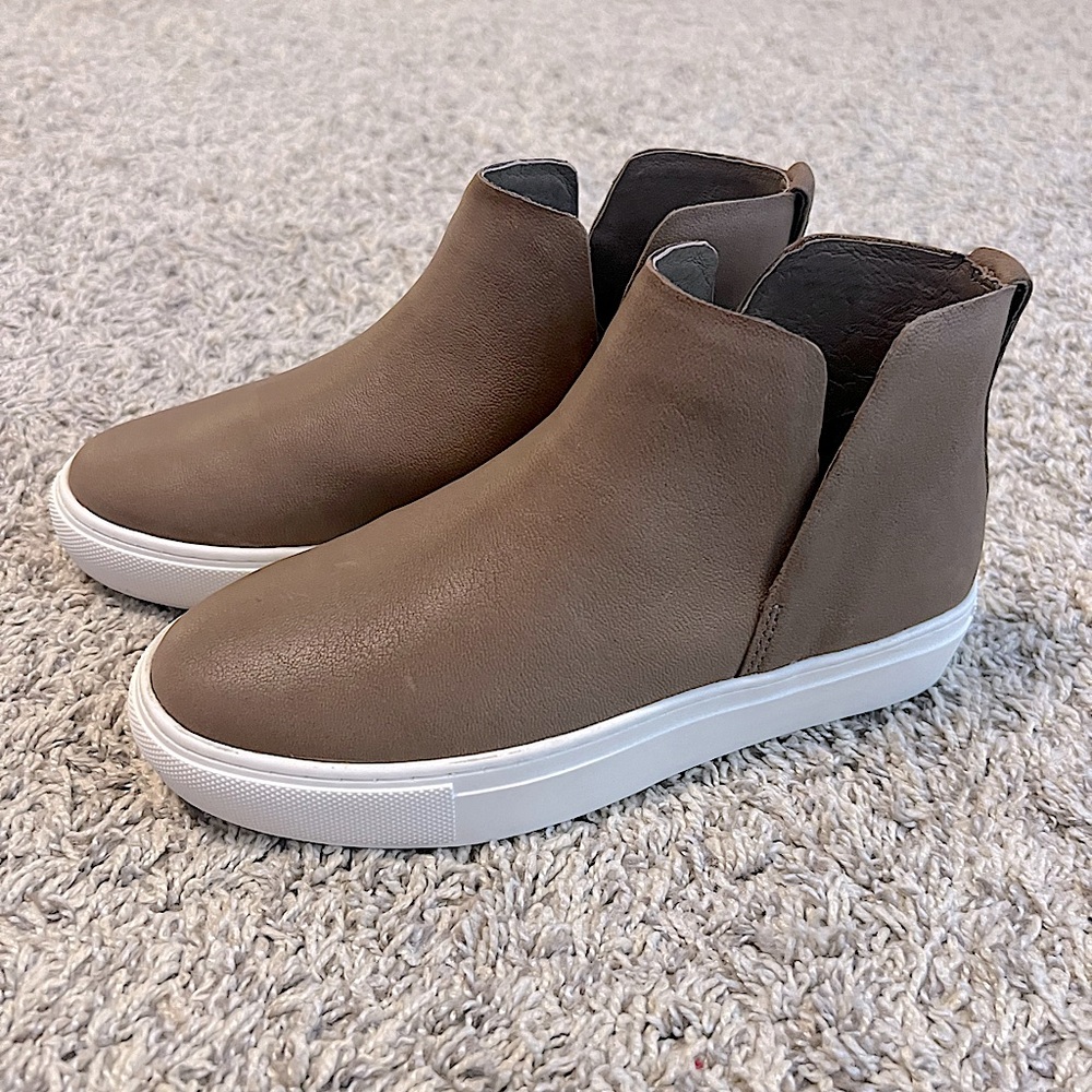 👢Birdies The Falcon Booties in Cafe Au Lait Leather